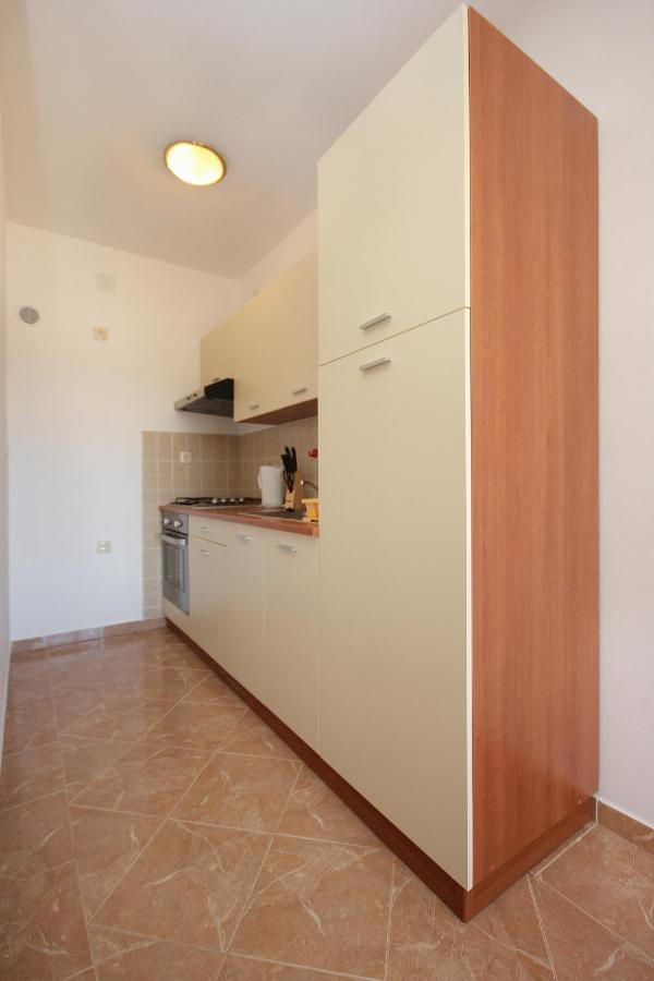 Apartments By The Sea Vlasici, Pag - 9324 Exterior foto
